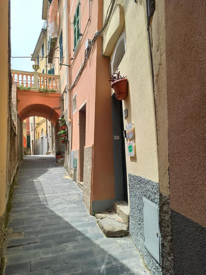 Ciao Bella Colors Hotel Riomaggiore Bagian luar foto