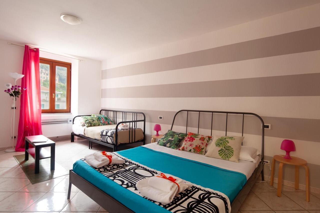 Ciao Bella Colors Hotel Riomaggiore Bagian luar foto